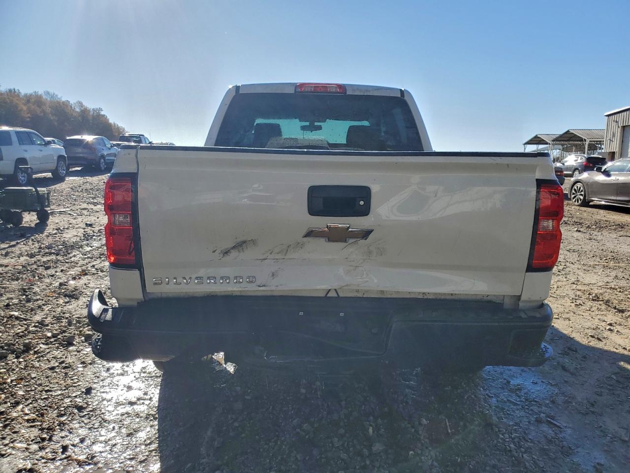 Chevrolet Silverado C1500 Image 4