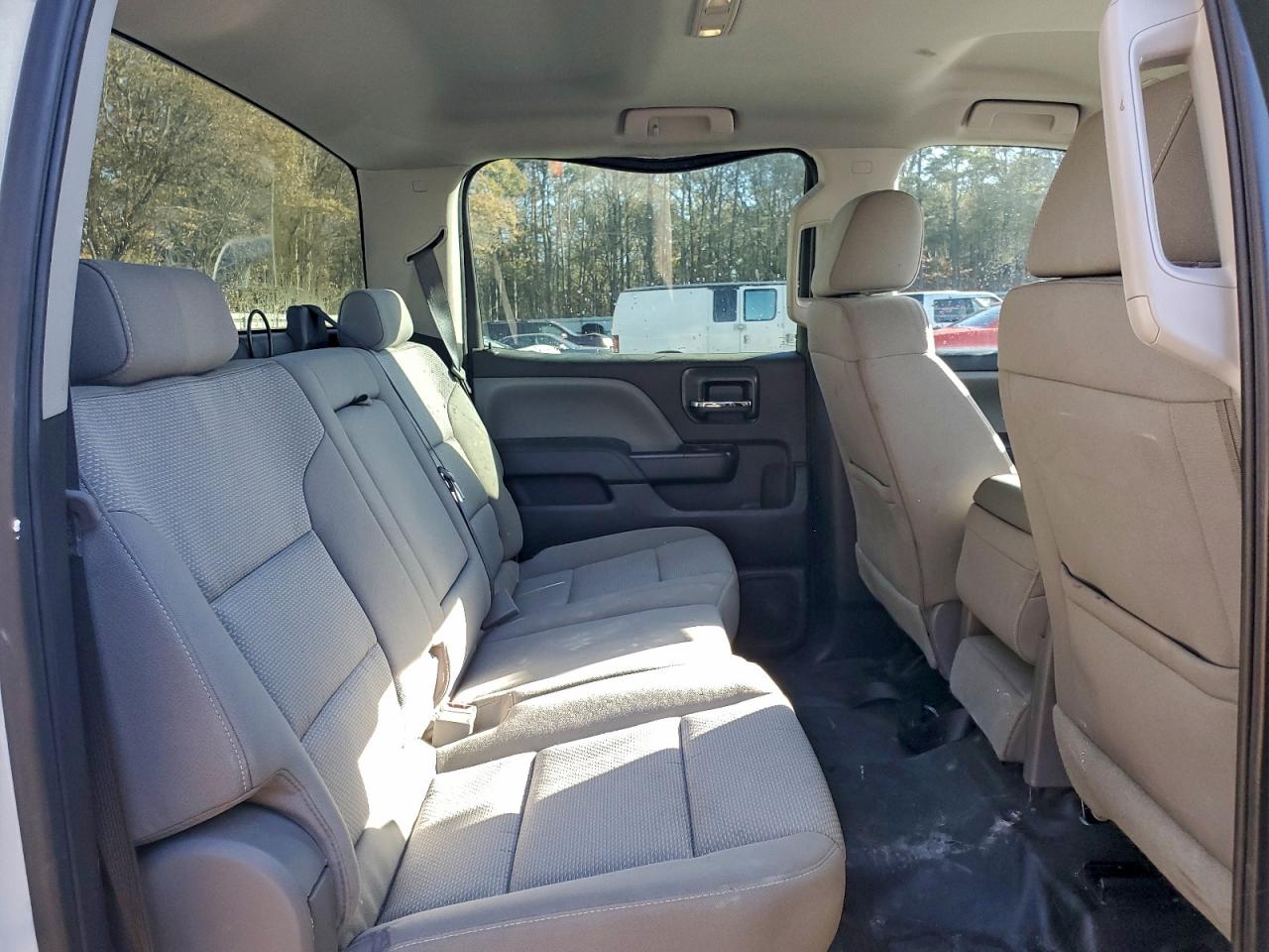 Chevrolet Silverado C1500 Image 11