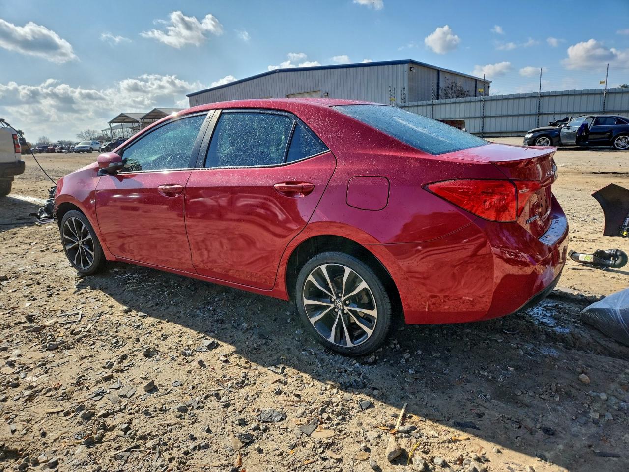 Toyota Corolla L Image 9