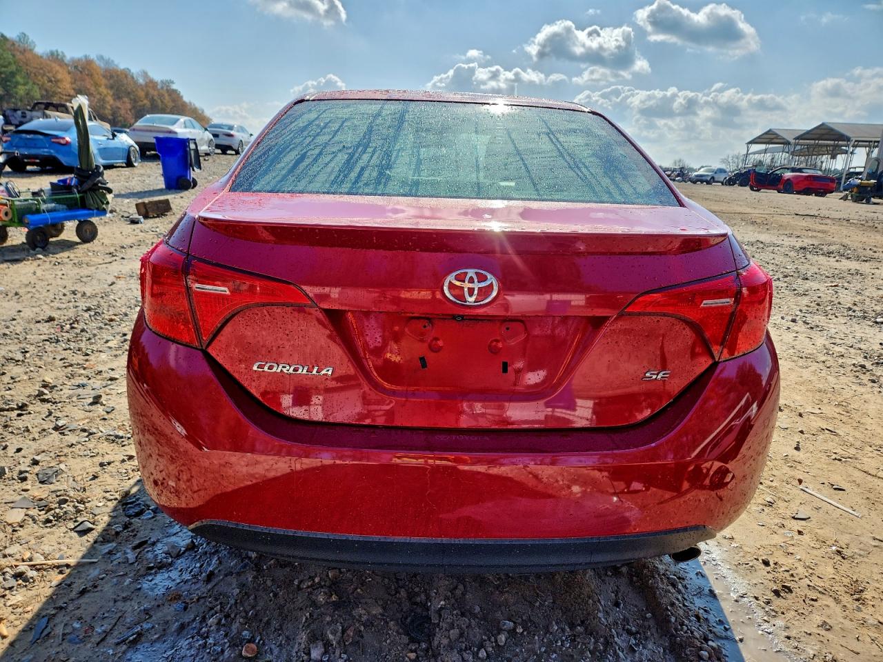 Toyota Corolla L Image 5