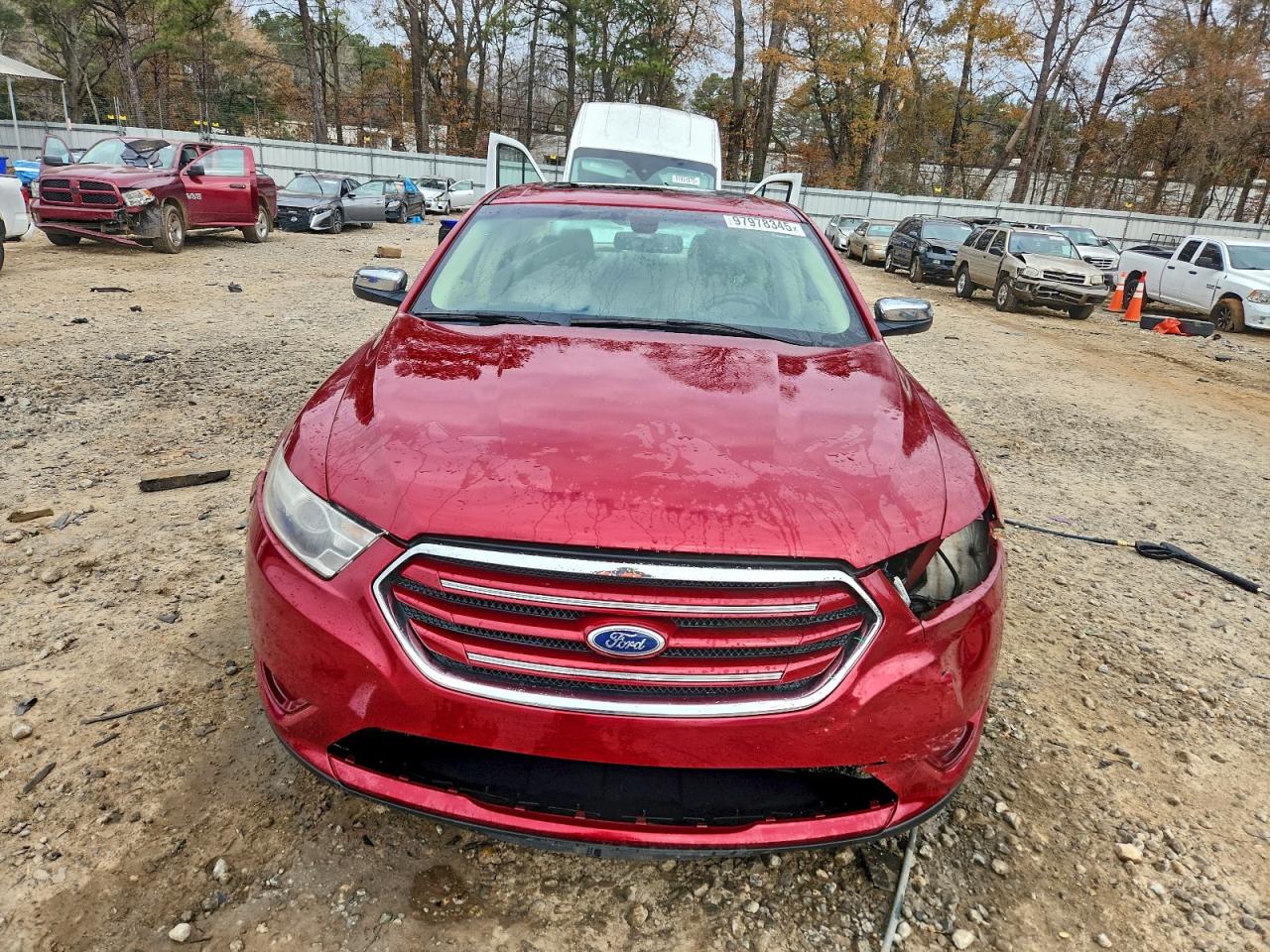 Ford Taurus Limited Image 10