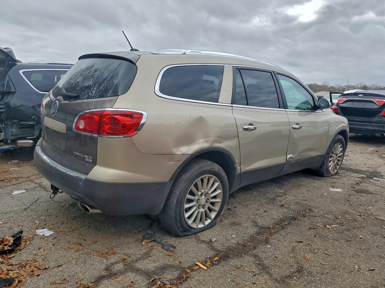 Buick Enclave Cxl Image 2