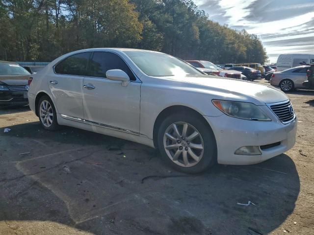 Lexus LS 460 Image 11