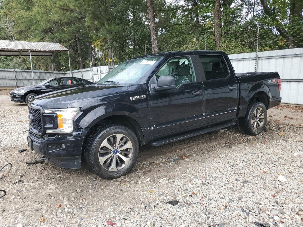 Ford F-150 Supercrew Image 1