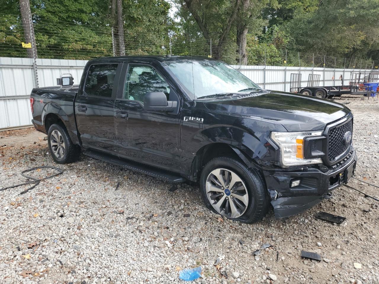 Ford F-150 Supercrew Image 5