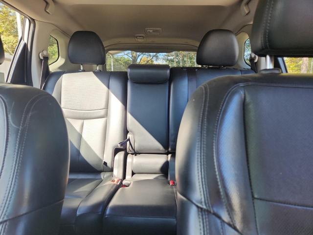 Nissan Rogue S Image 11