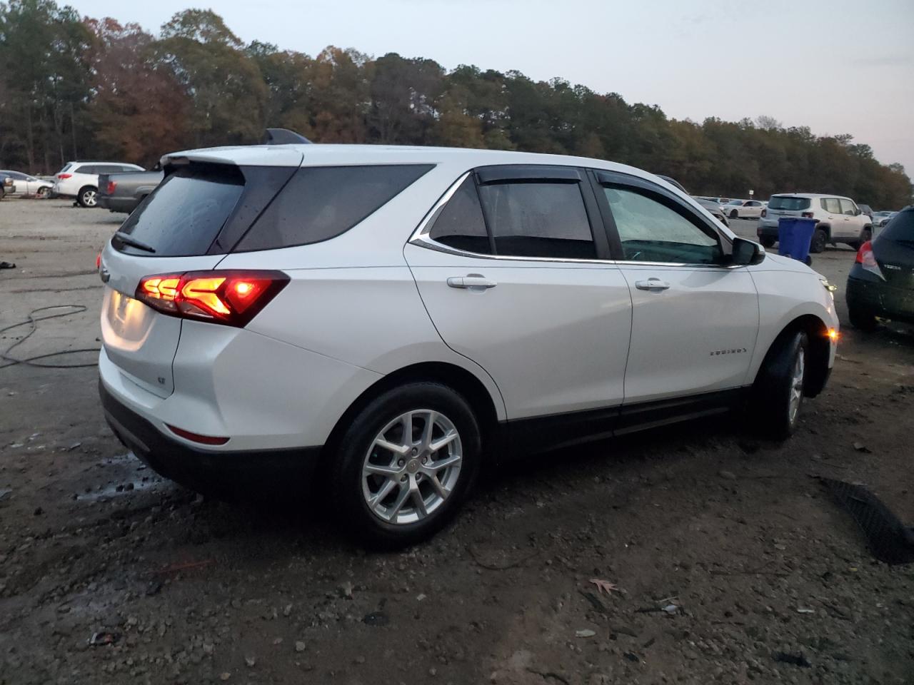 Chevrolet Equinox Lt Image 5