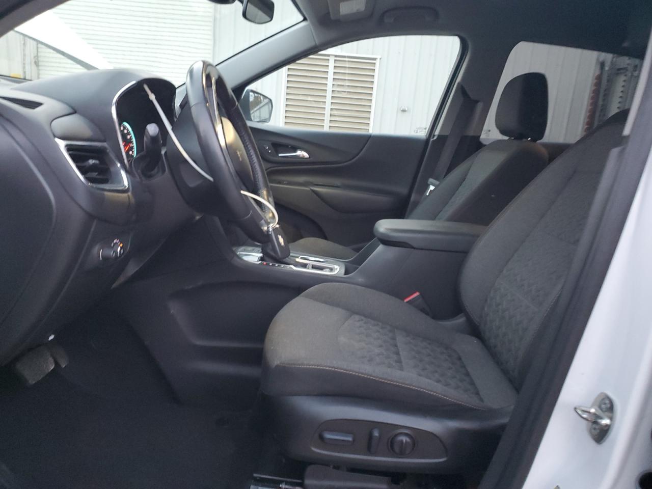 Chevrolet Equinox Lt Image 6