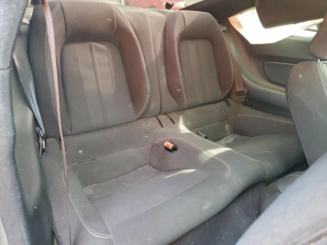 Ford Mustang Image 9