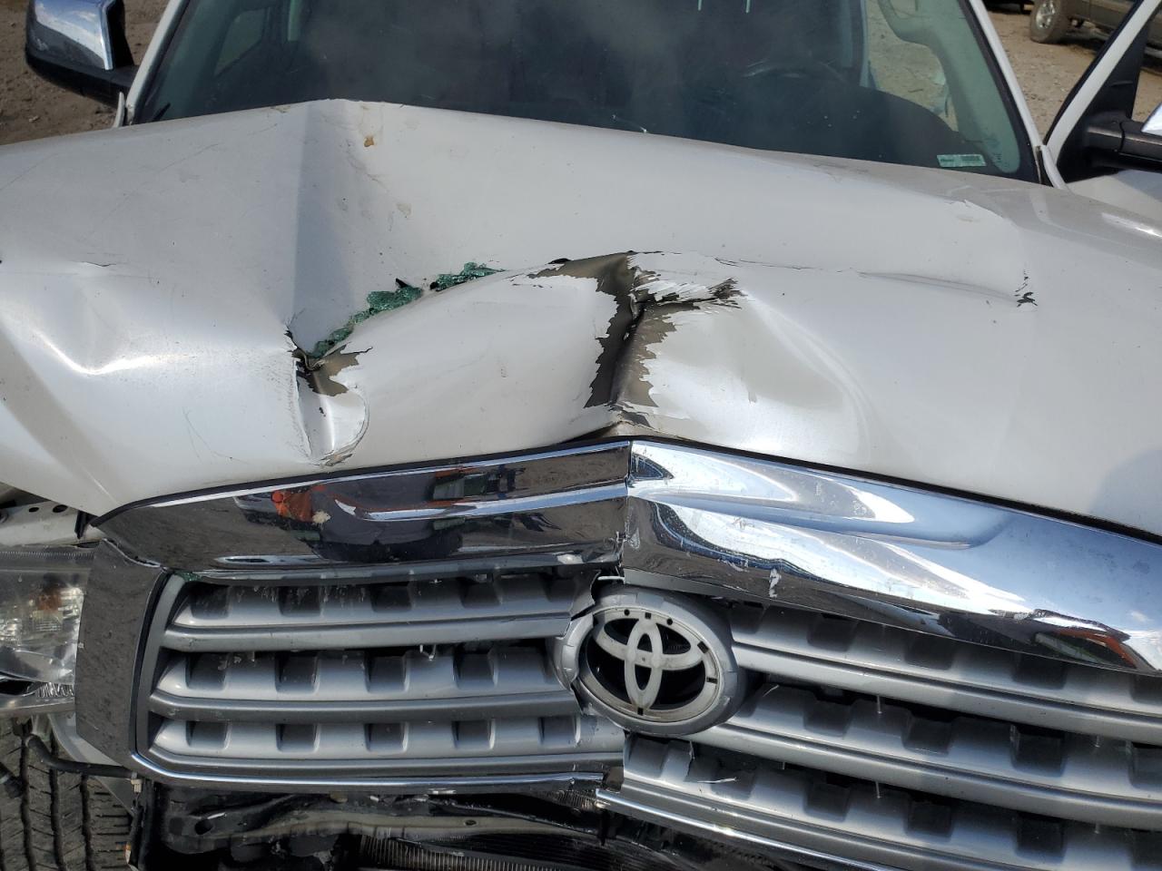 Toyota Sequoia Platinum Image 11