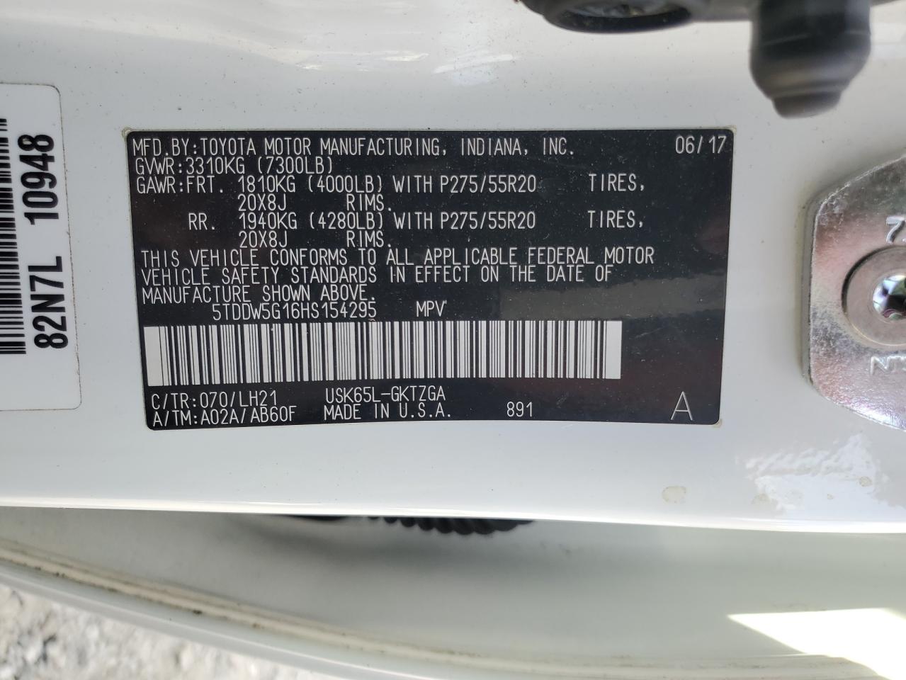 Toyota Sequoia Platinum Image 13