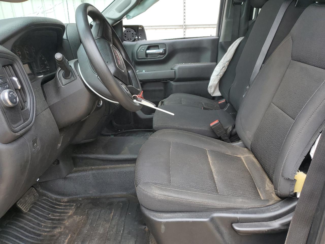 GMC Sierra C1500 Image 5