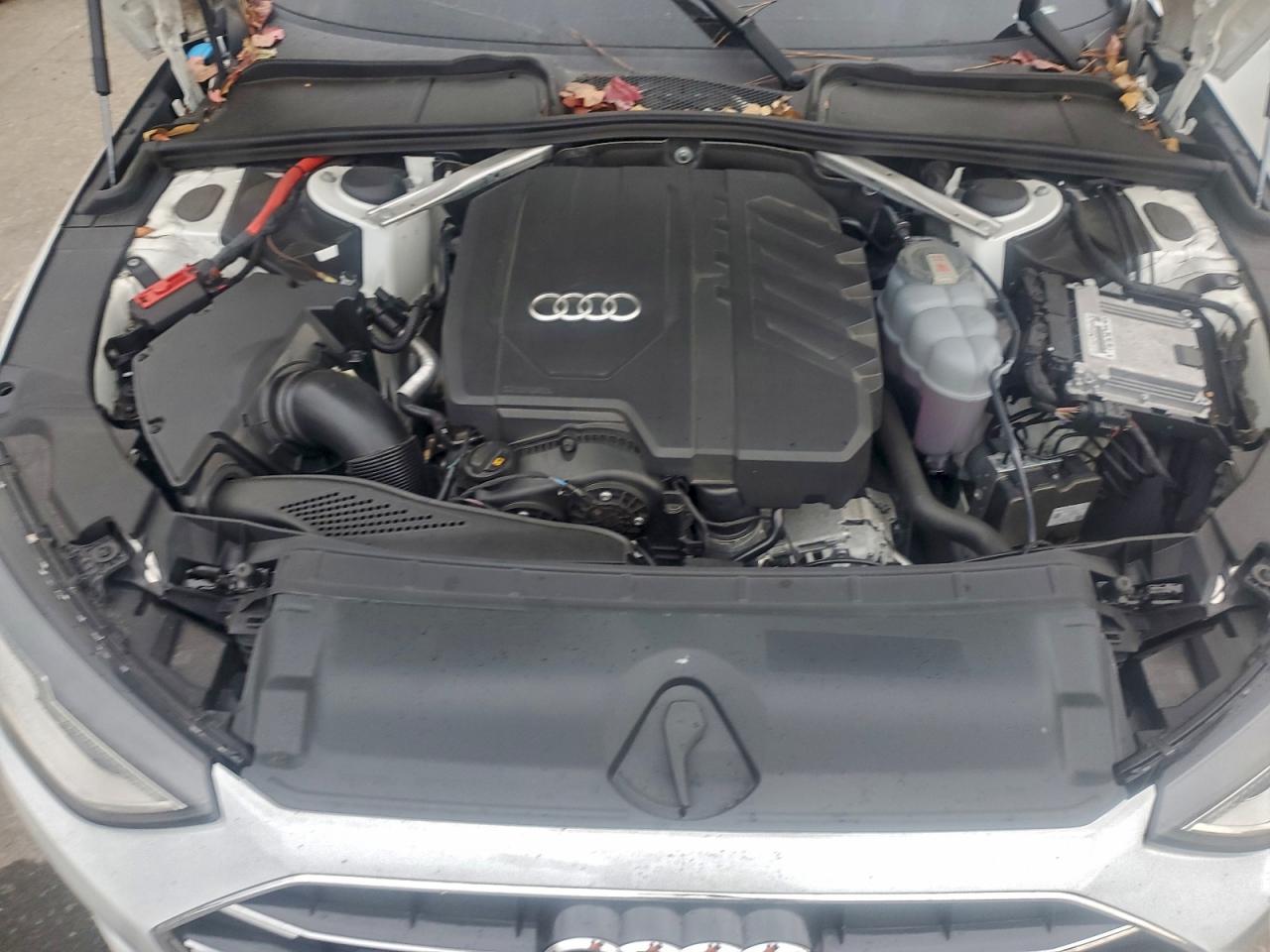 Audi A4 Premium 40 Image 8