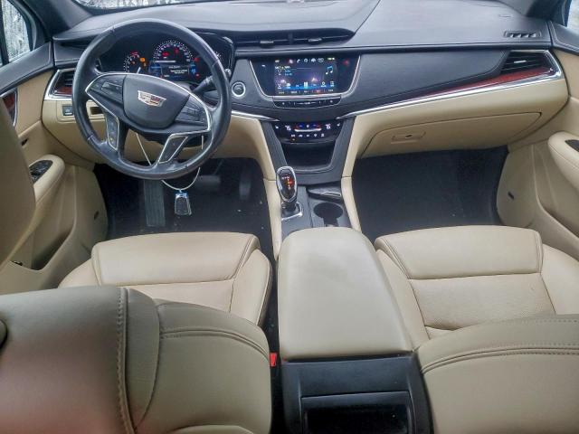 Cadillac XT5 Luxury Image 8