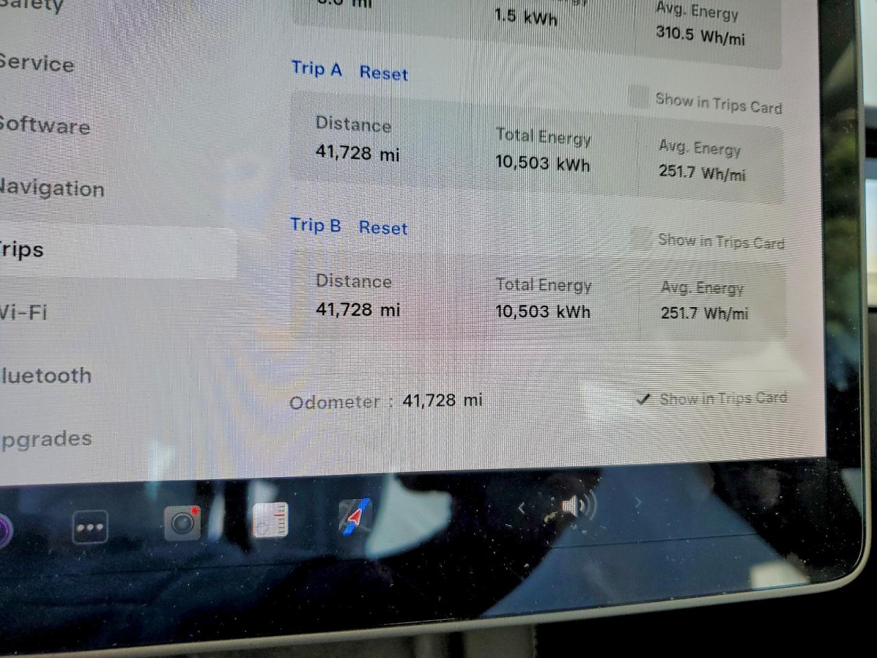 Tesla Model 3 Image 8