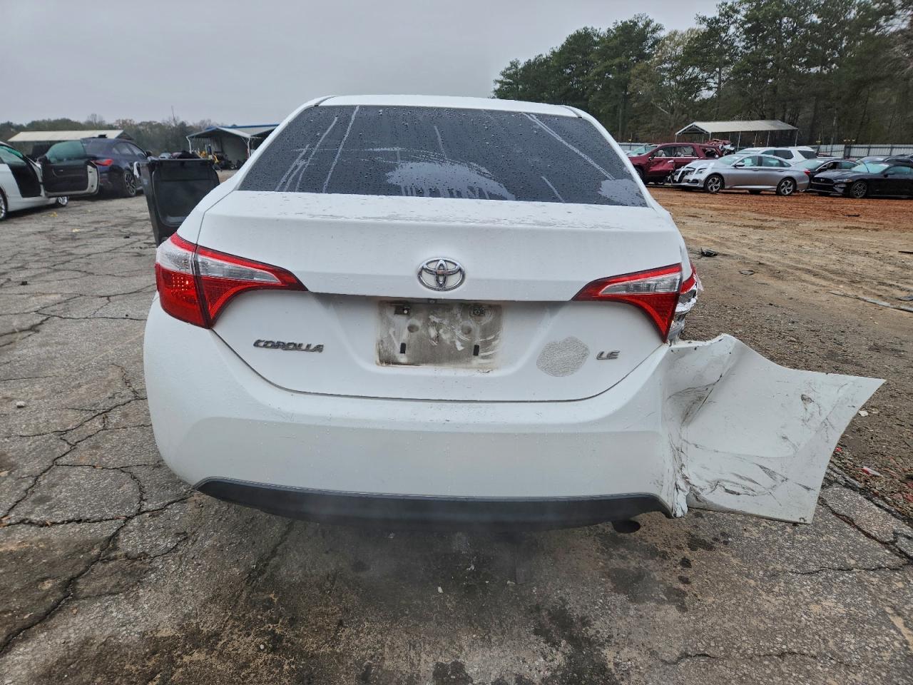 Toyota Corolla L Image 3