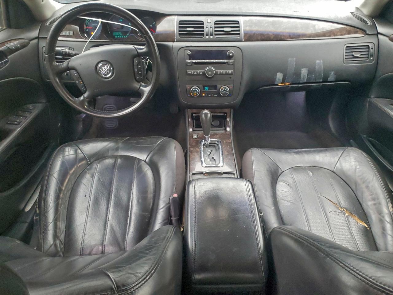 Buick Lucerne Cxs Image 6