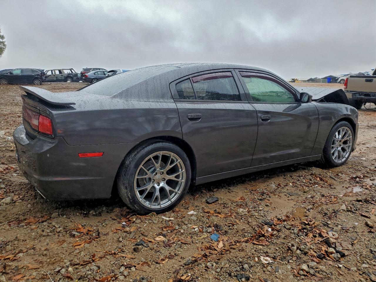 Dodge Charger Se Image 3