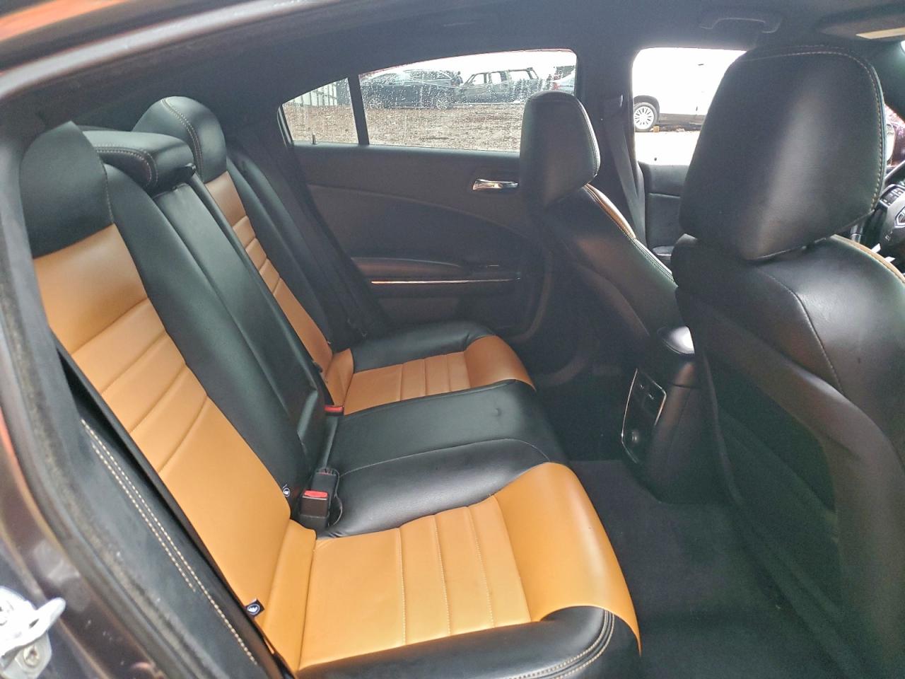 Dodge Charger Se Image 6