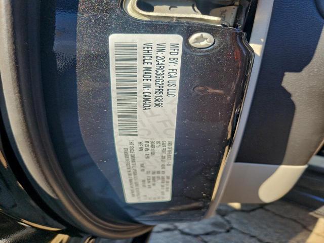 Chrysler Pacifica Limited Image 5