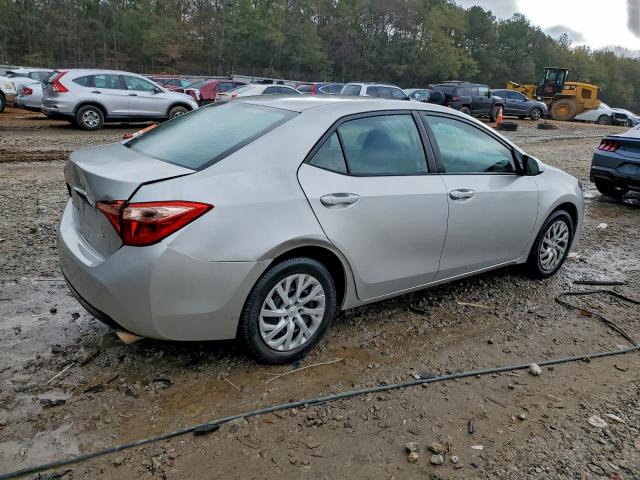 Toyota Corolla L Image 5