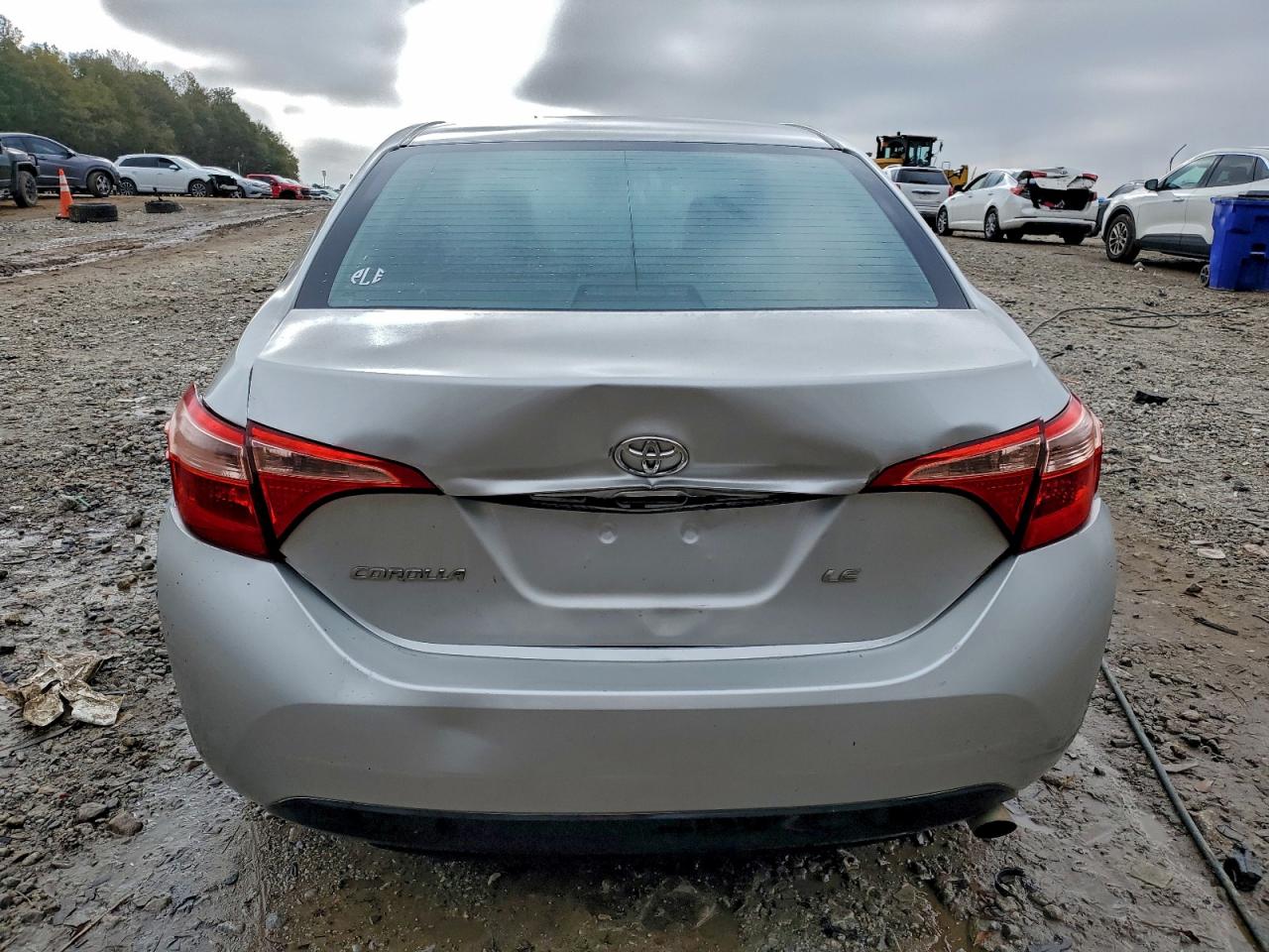 Toyota Corolla L Image 9