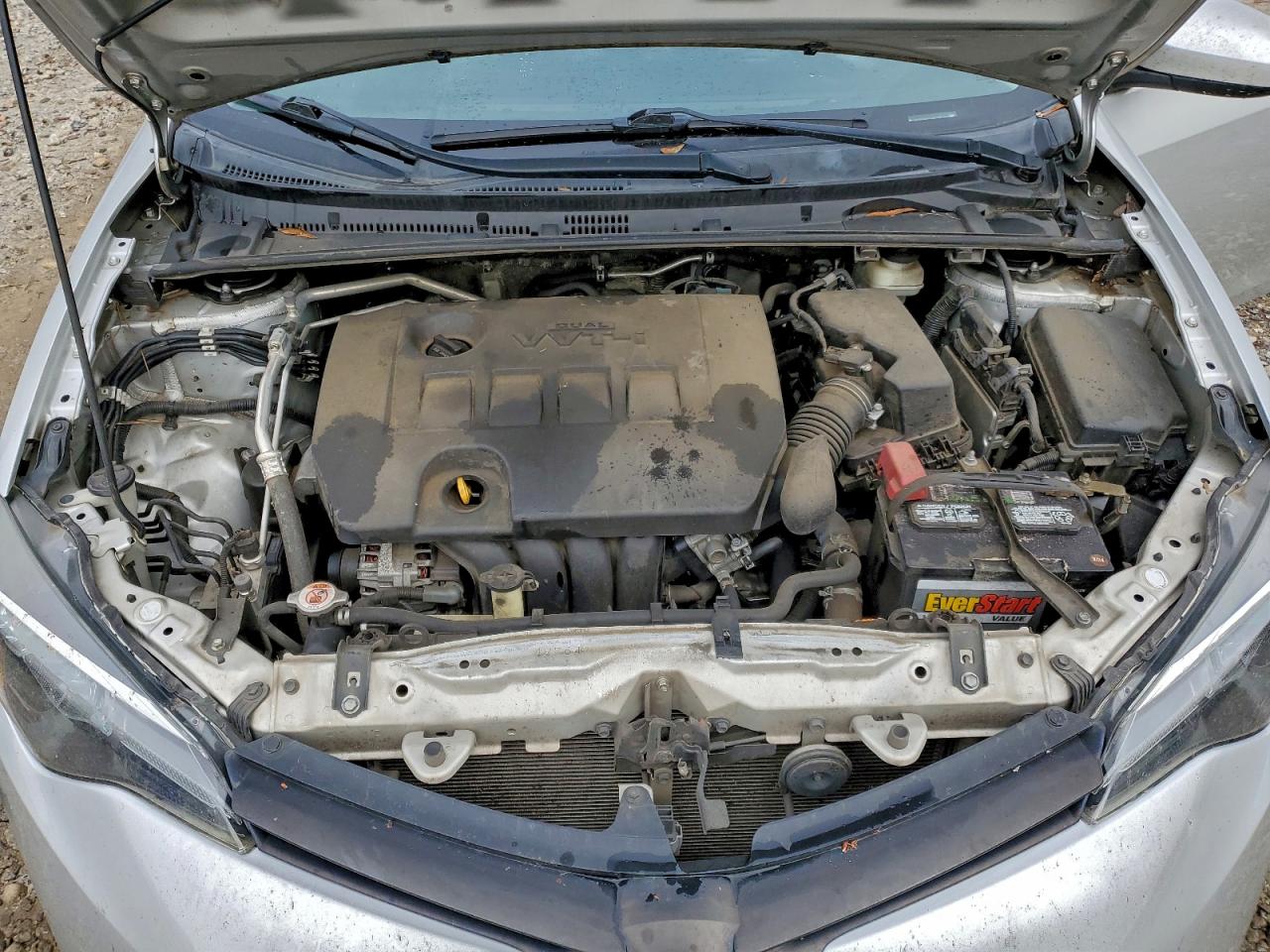 Toyota Corolla L Image 7