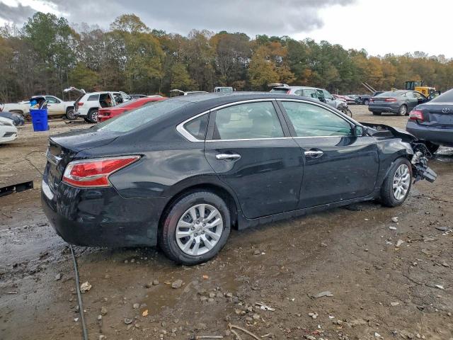 Nissan Altima 2.5 Image 3