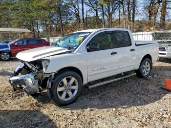  Salvage Nissan Titan