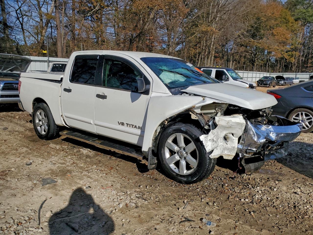 Nissan Titan Xe Image 11