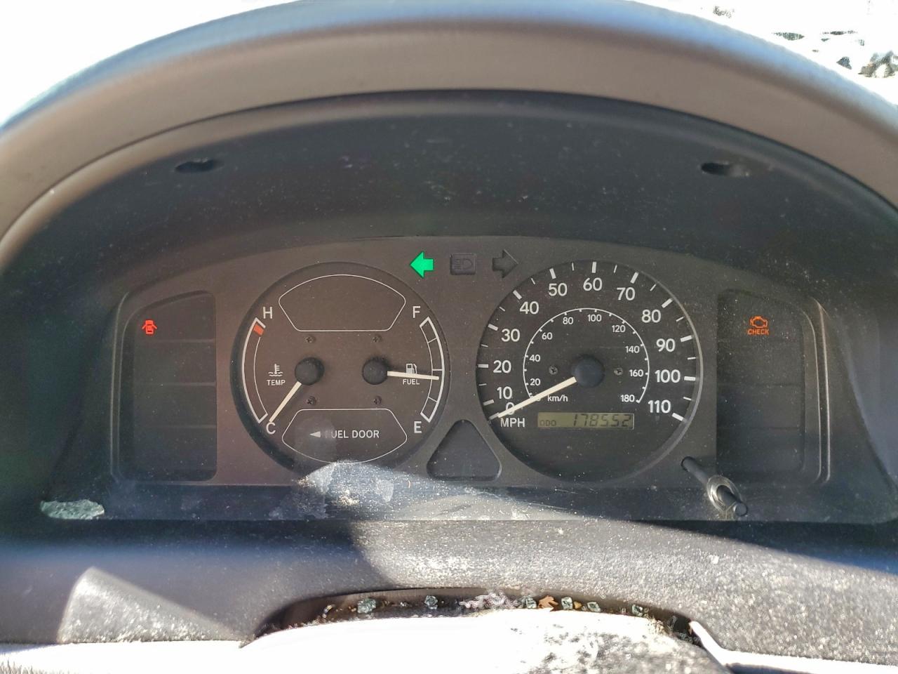 Toyota Corolla Ce Image 4