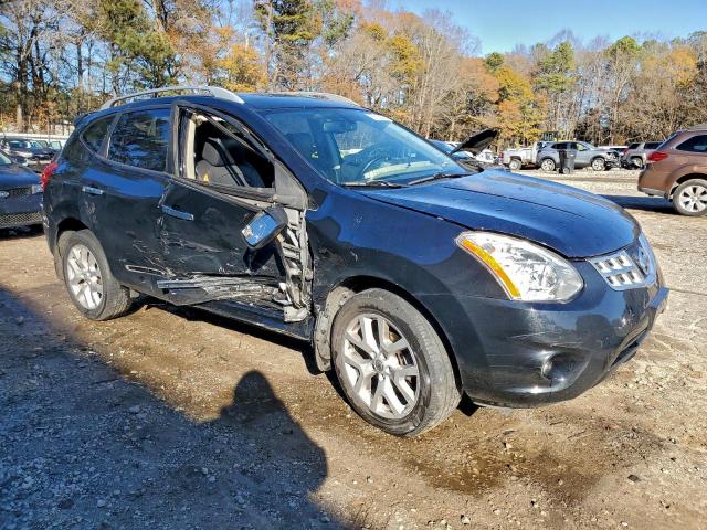 Nissan Rogue S Image 2