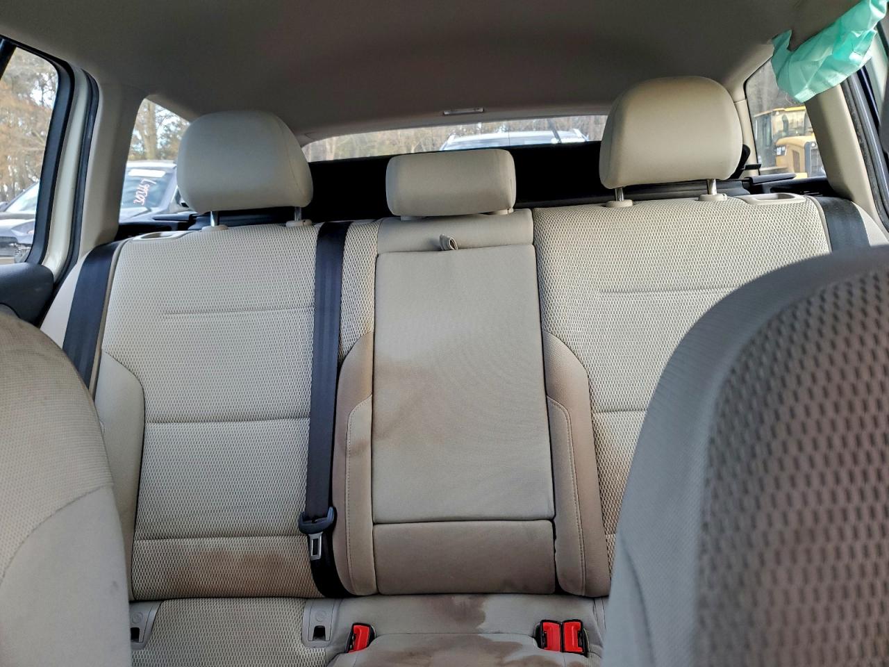 Volkswagen Golf S Image 7