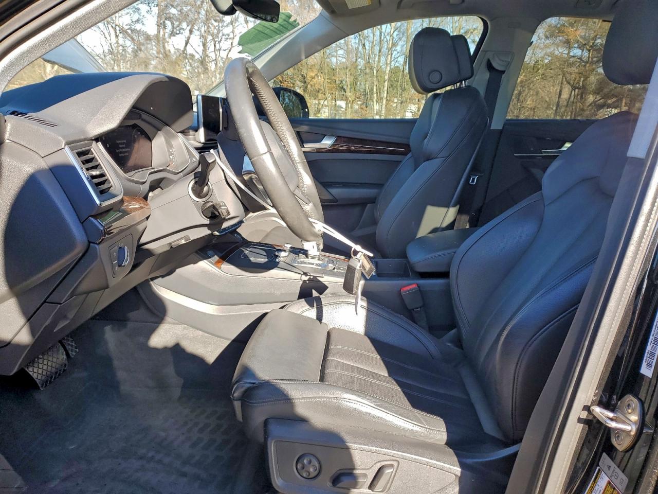 Audi Q5 Premium Plus Image 9