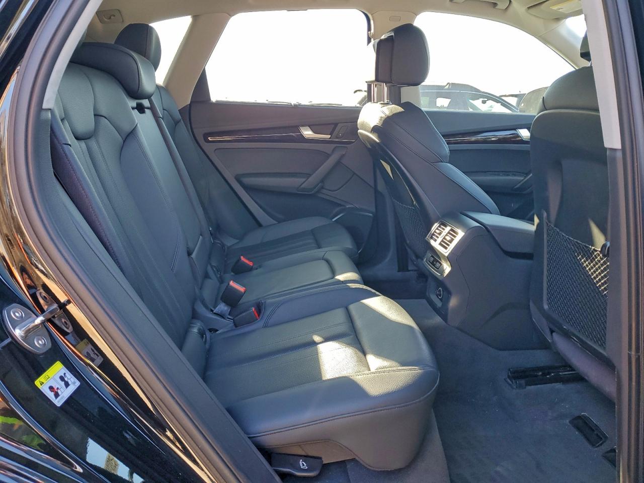 Audi Q5 Premium Plus Image 10