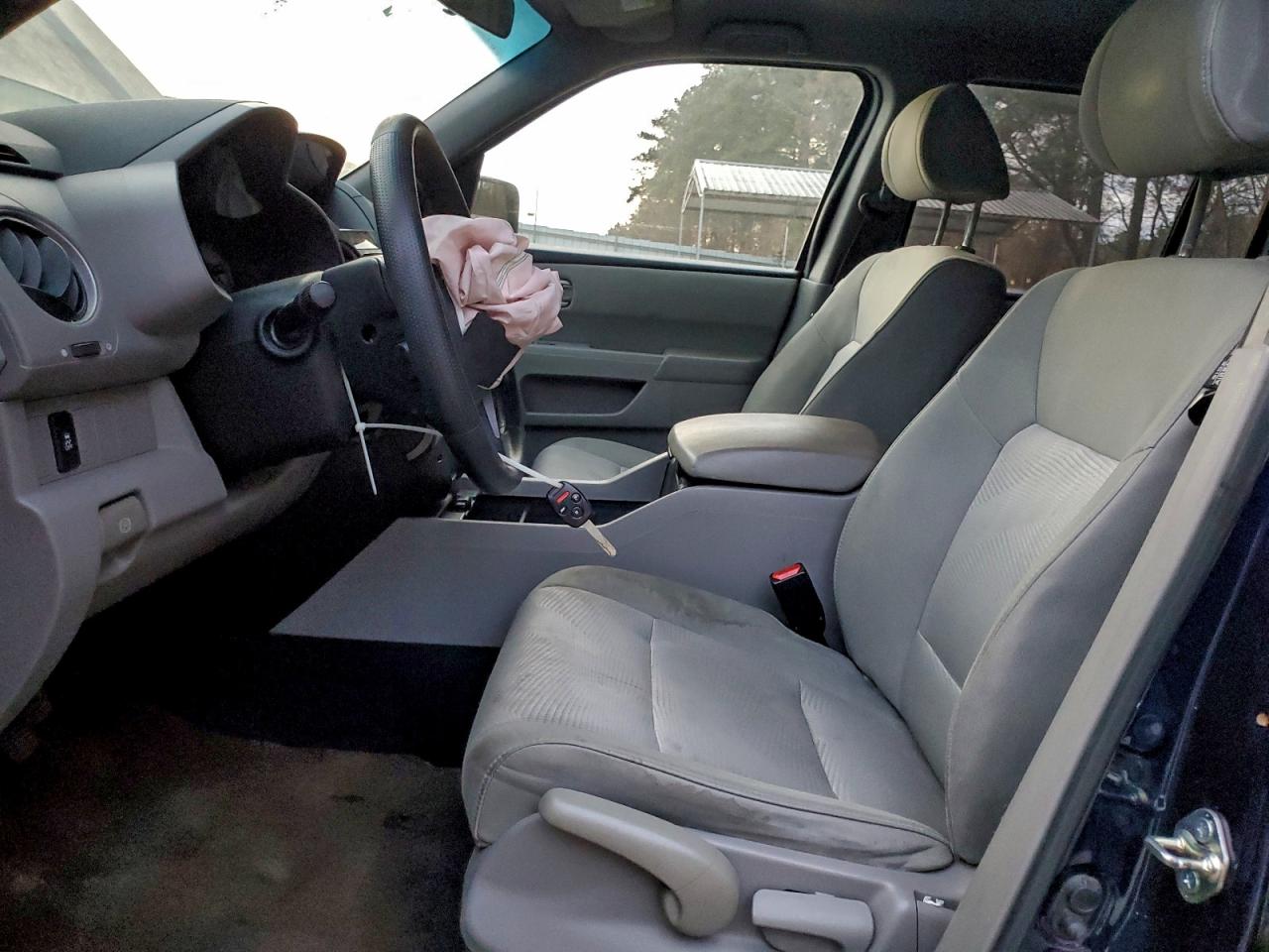 Honda Pilot Lx Image 6