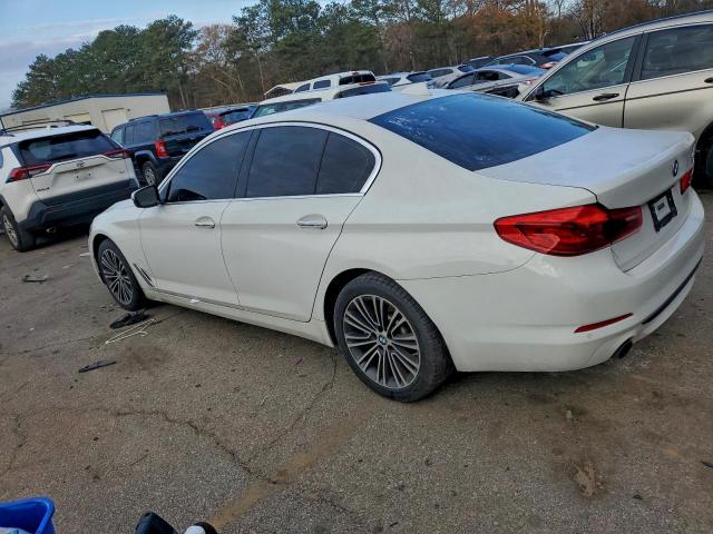 BMW 5 Series I Image 3