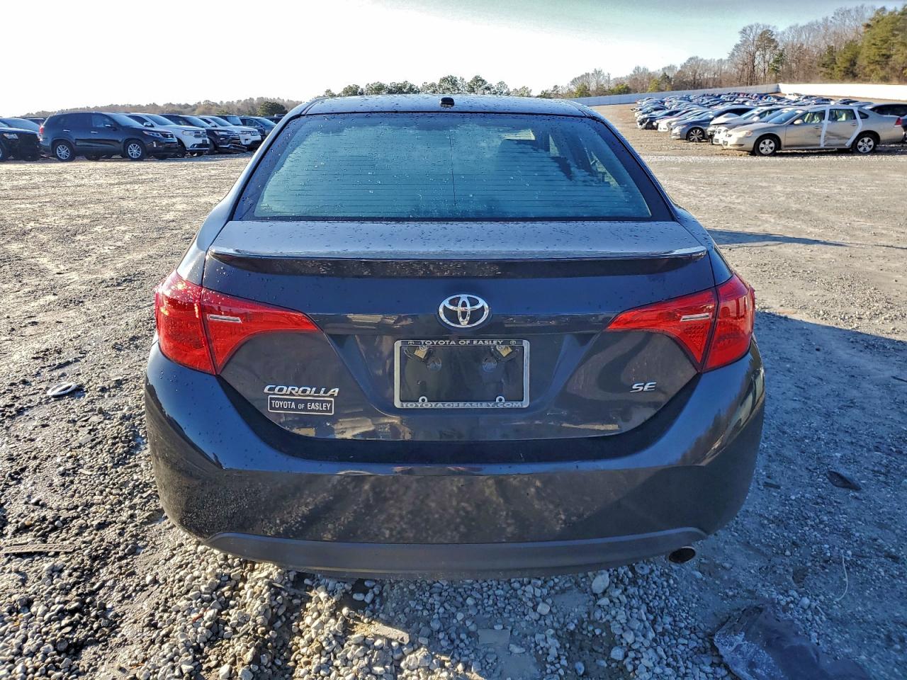 Toyota Corolla L Image 10