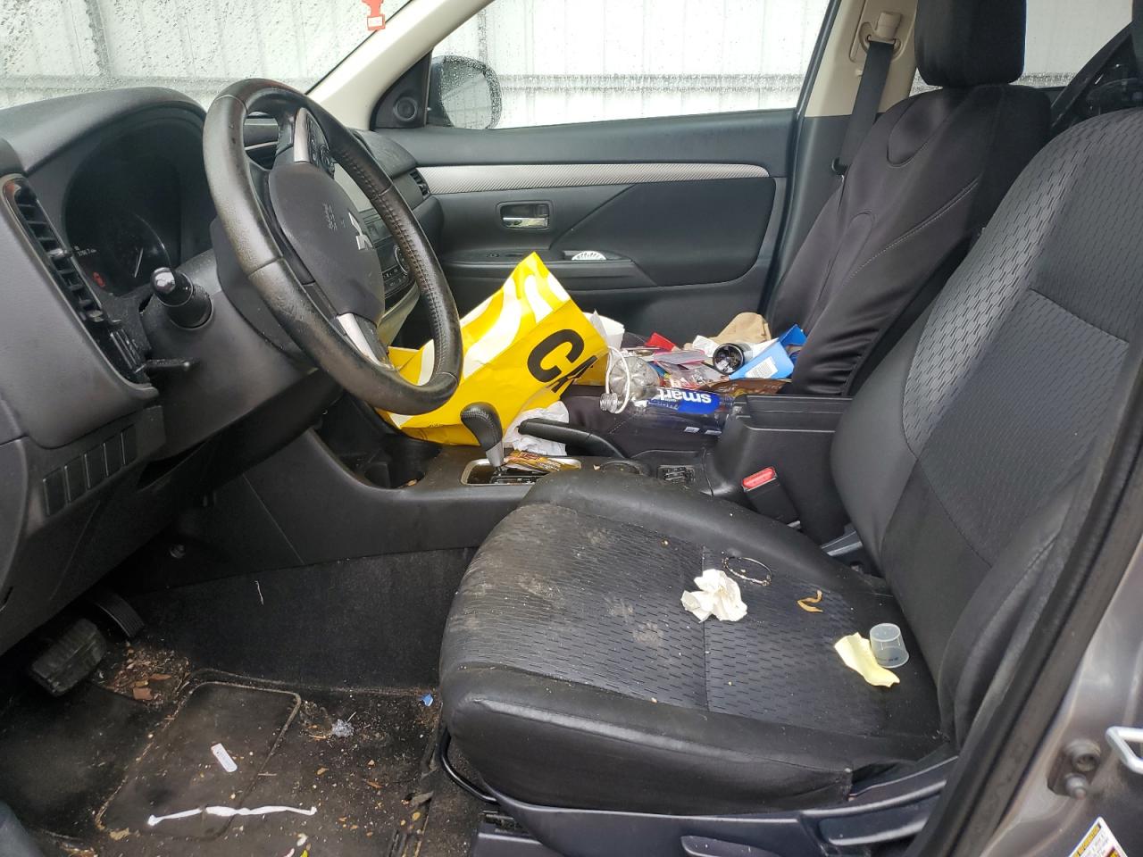 Mitsubishi Outlander Se Image 10