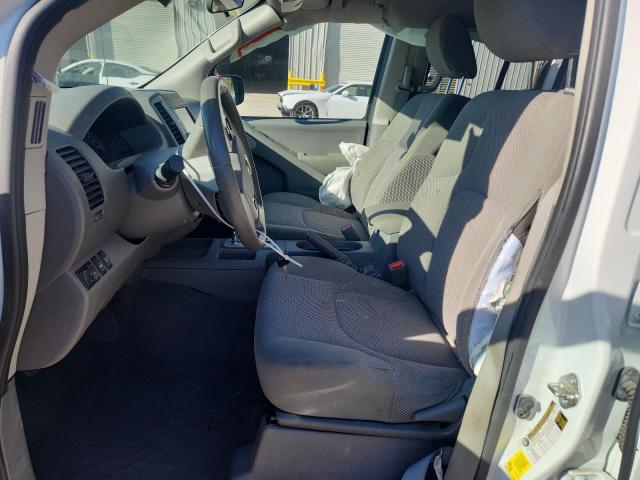 Nissan Frontier S Image 2