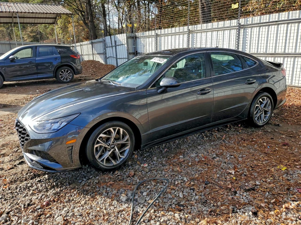 Hyundai SONATA Sel Image 1