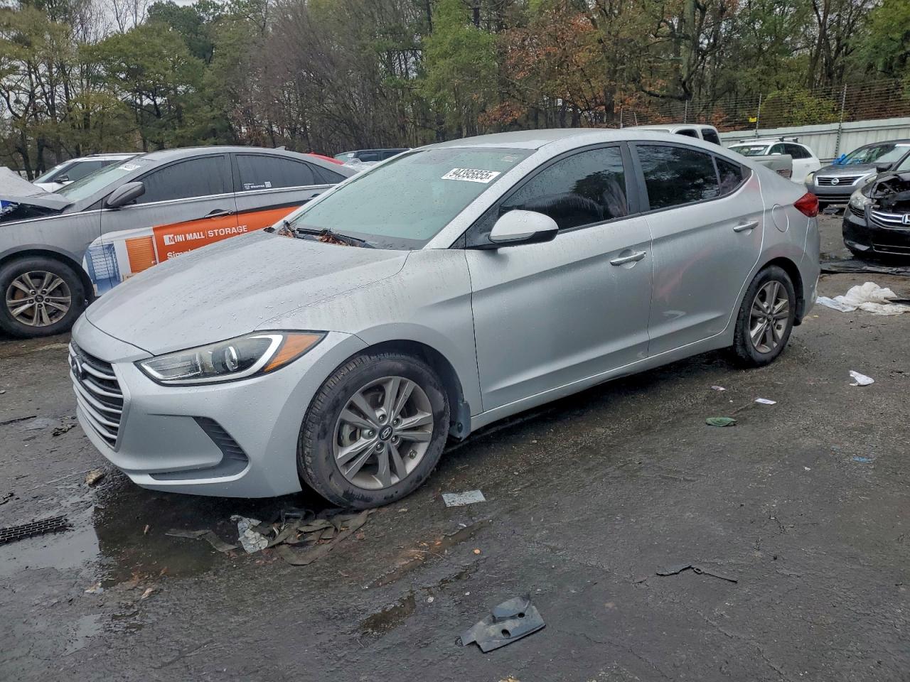 Hyundai ELANTRA Sel Image 1