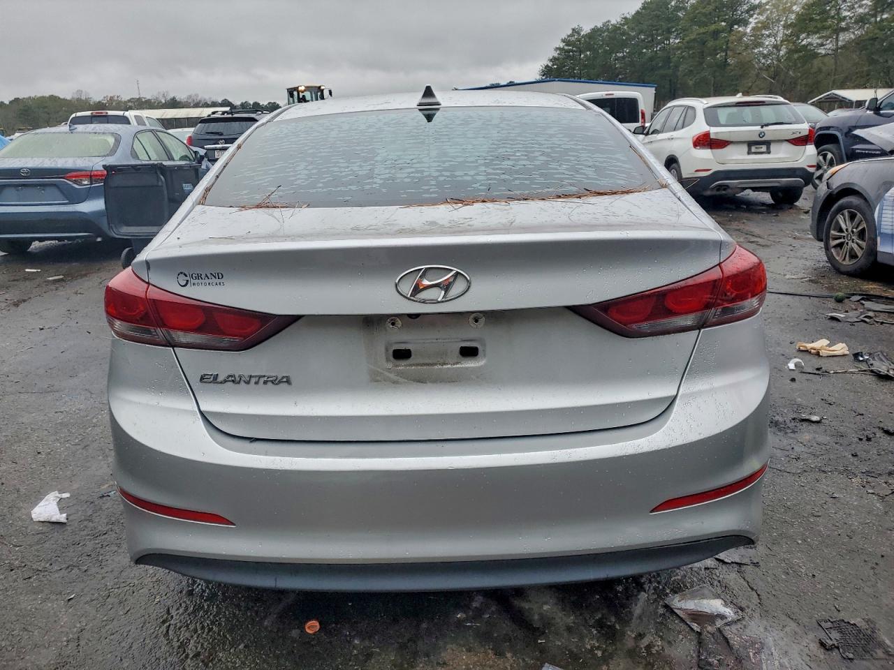 Hyundai ELANTRA Sel Image 4