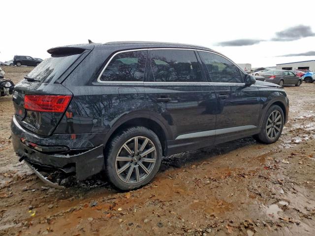 Audi Q7 Prestige Image 2