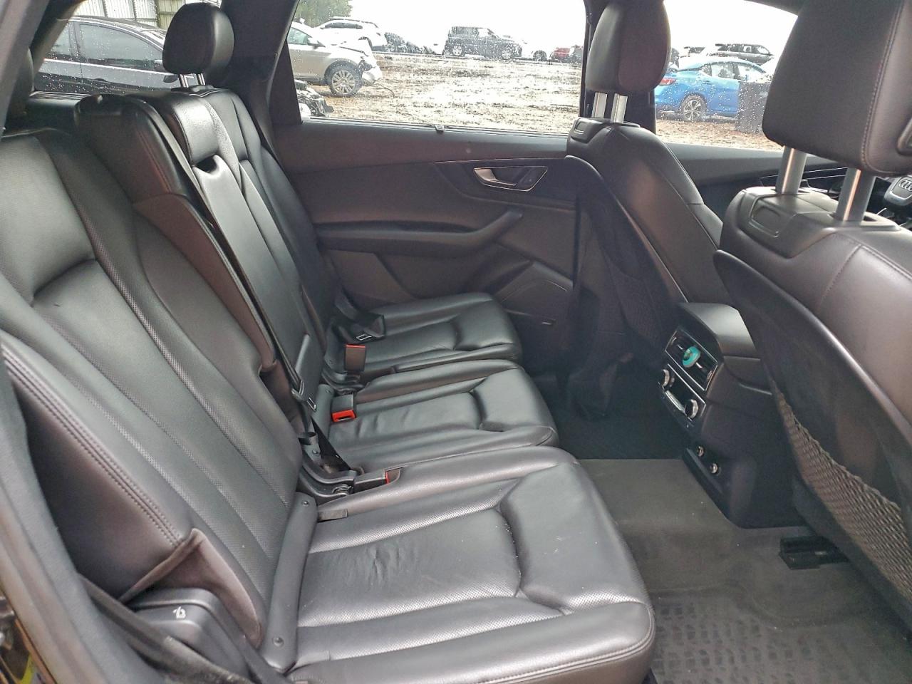 Audi Q7 Prestige Image 9