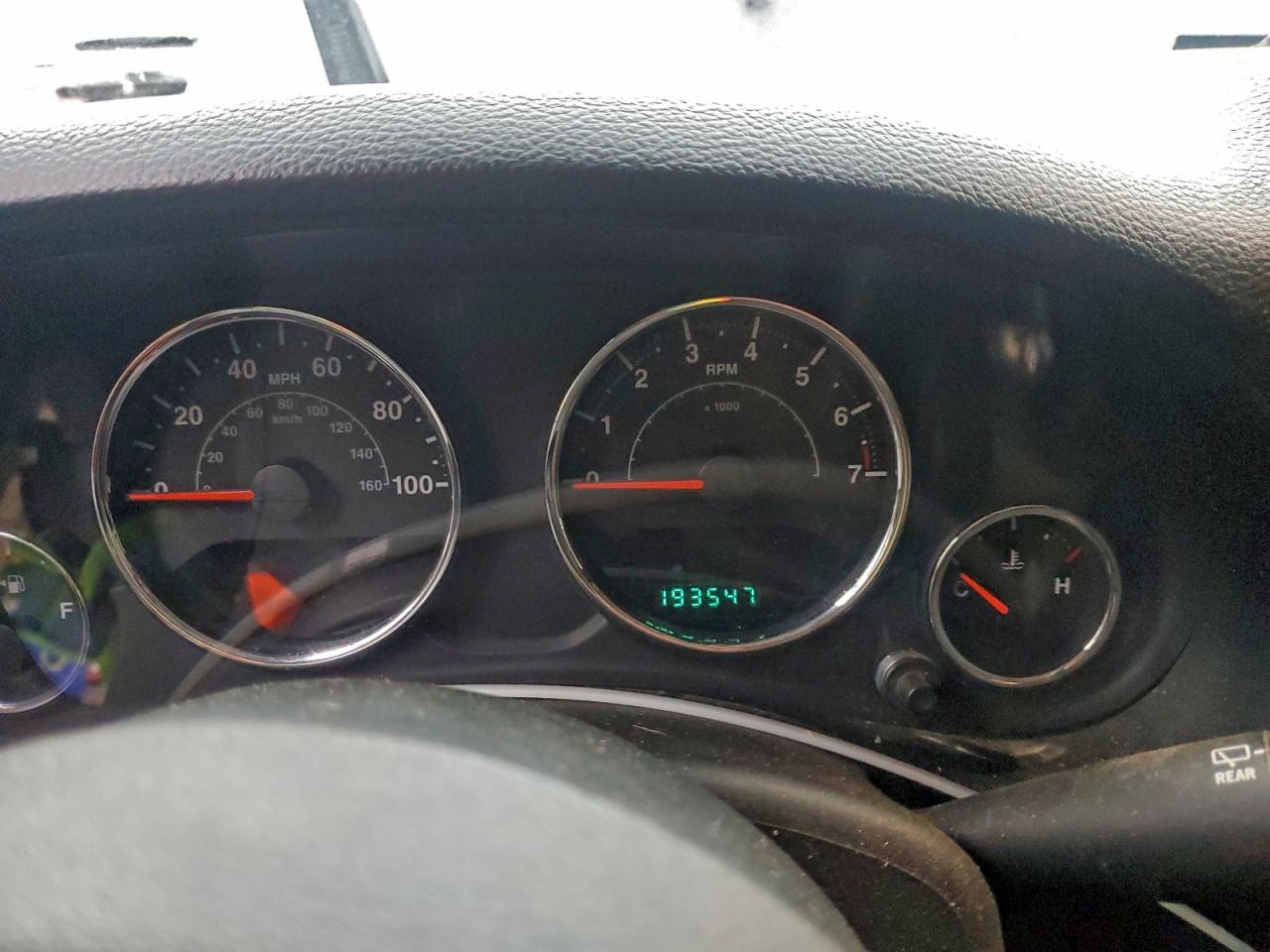 Jeep Wrangler Sport Image 9