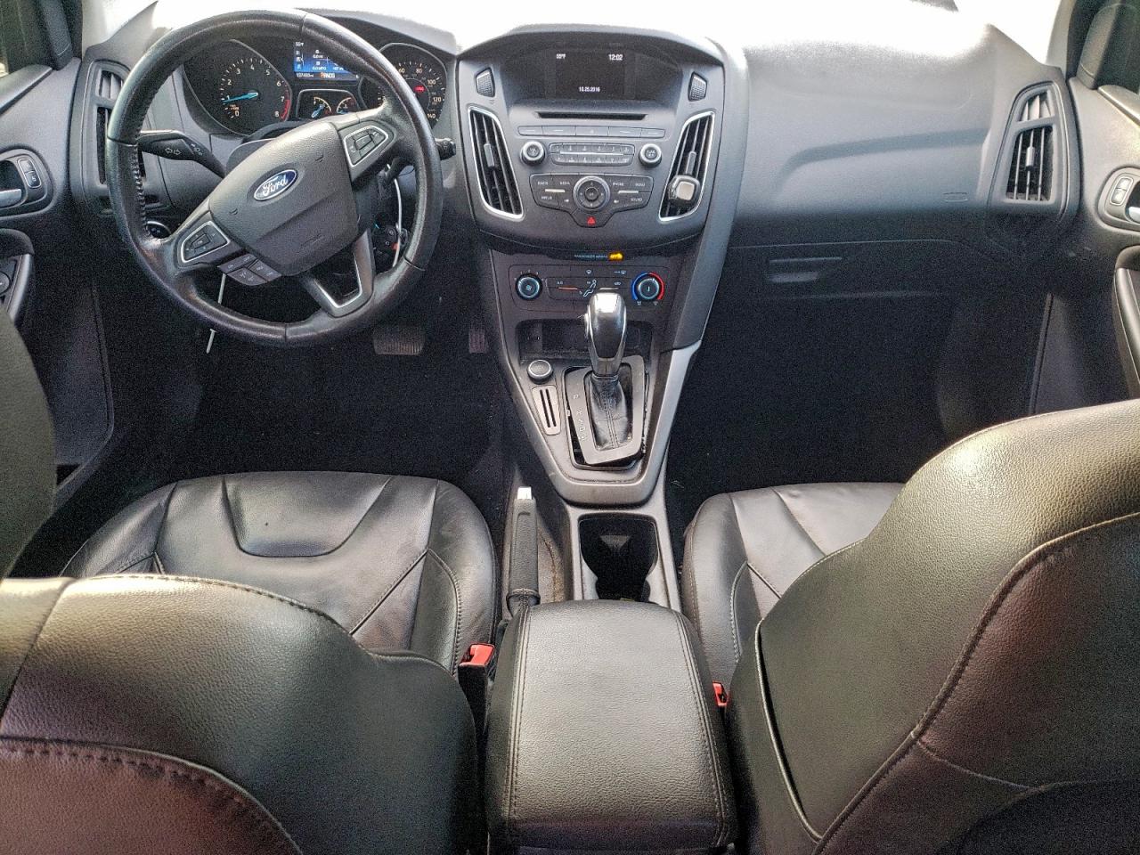 Ford Focus Se Image 6