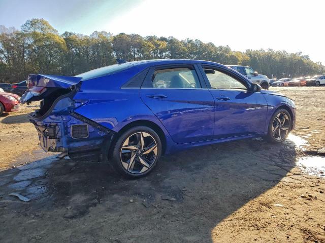 Hyundai ELANTRA Limited Image 9