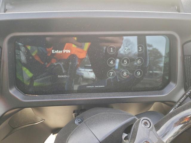 Harley-Davidson Fl Image 4