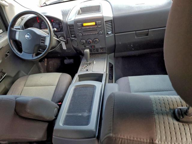 Nissan Titan Xe Image 5